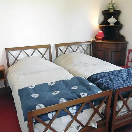 Villa Line